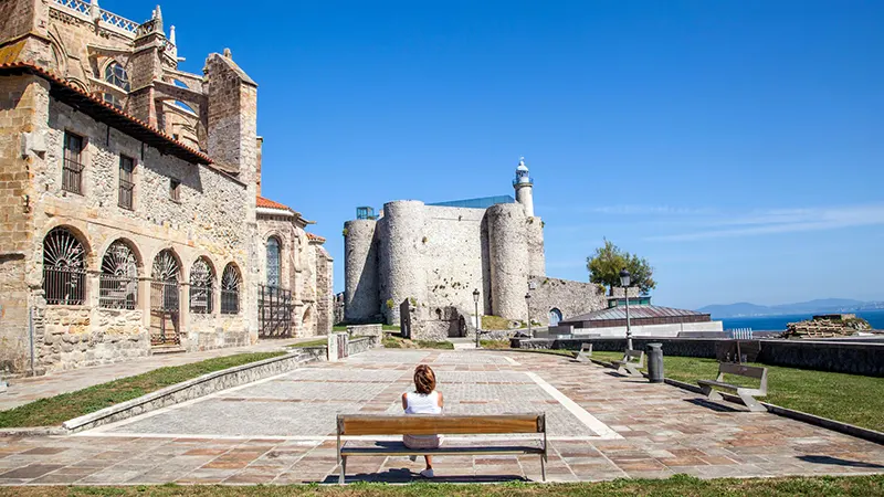 Qué pueblos hay cerca de Noja