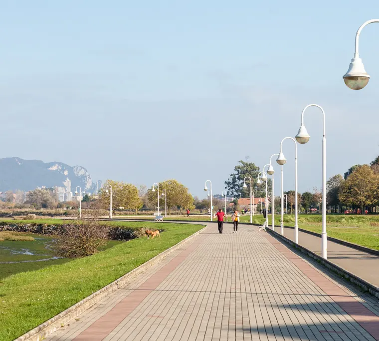 Qué lugares puedo visitar en Colindres